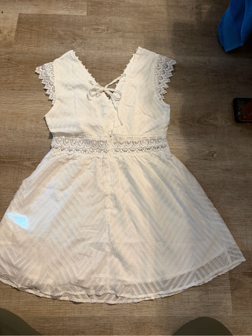 NWT Cupshe Lace on the Rivera Mini Dress -Lrge - Picture 4 of 11